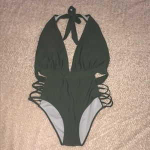 Women’s one piece bathing suit